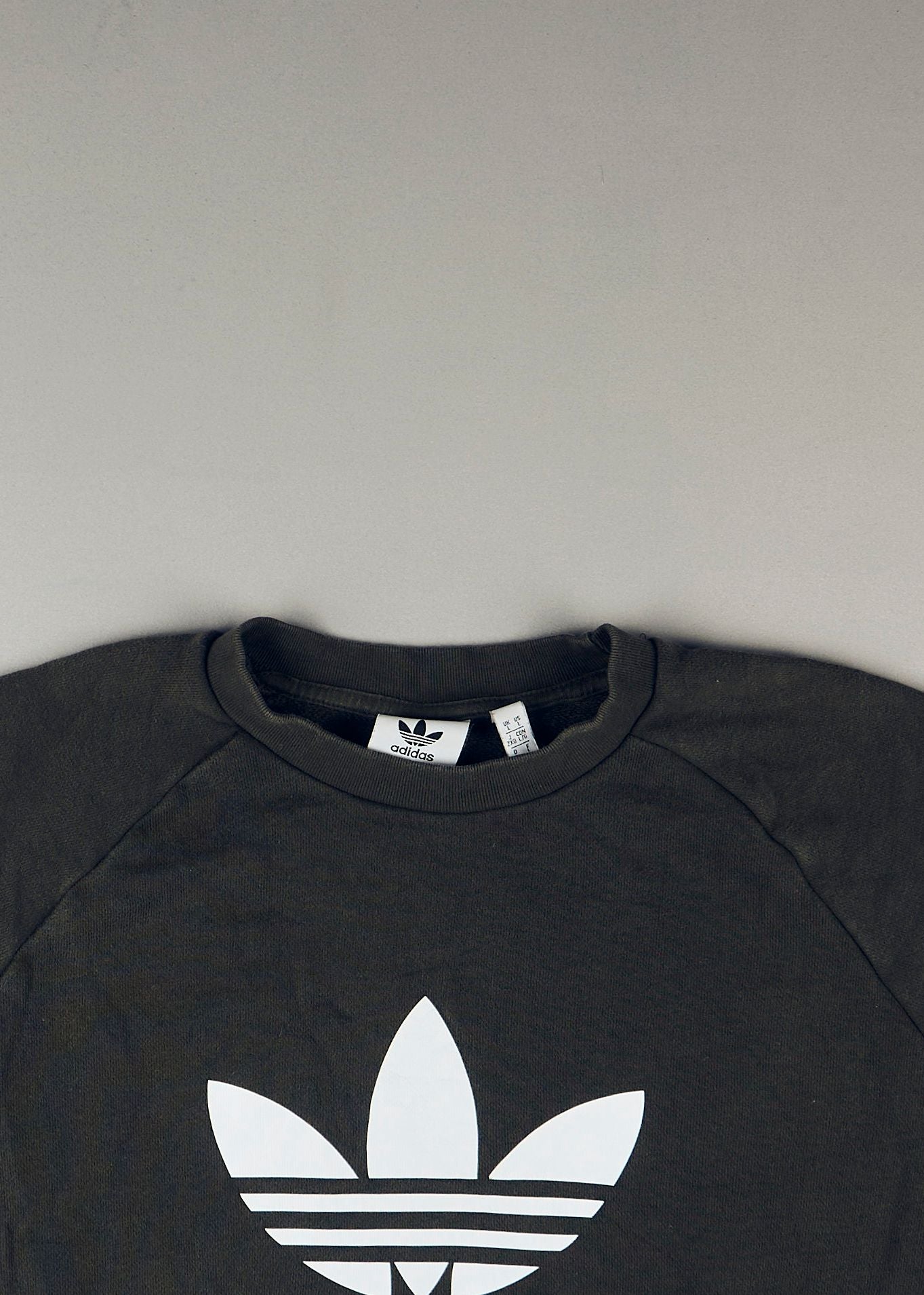 Adidas - Sweatshirts (L)