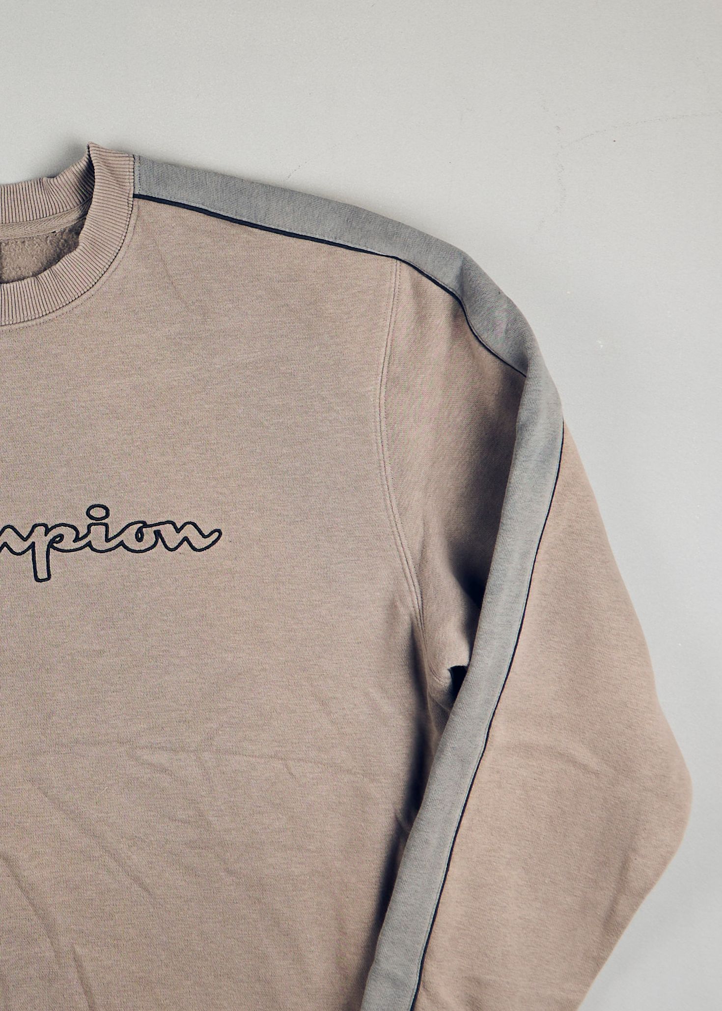 Champion - Sweatshirts (L)