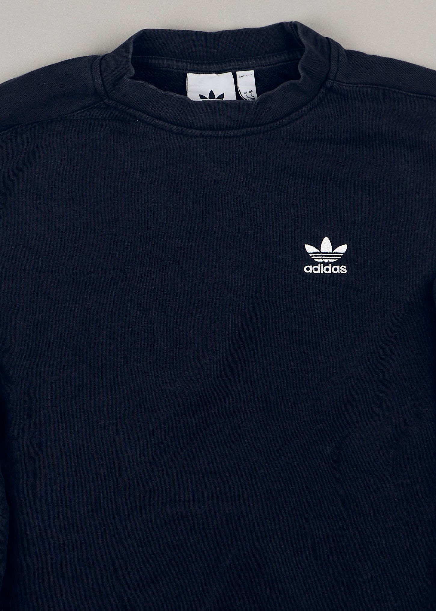 Adidas - Sweatshirts (S)