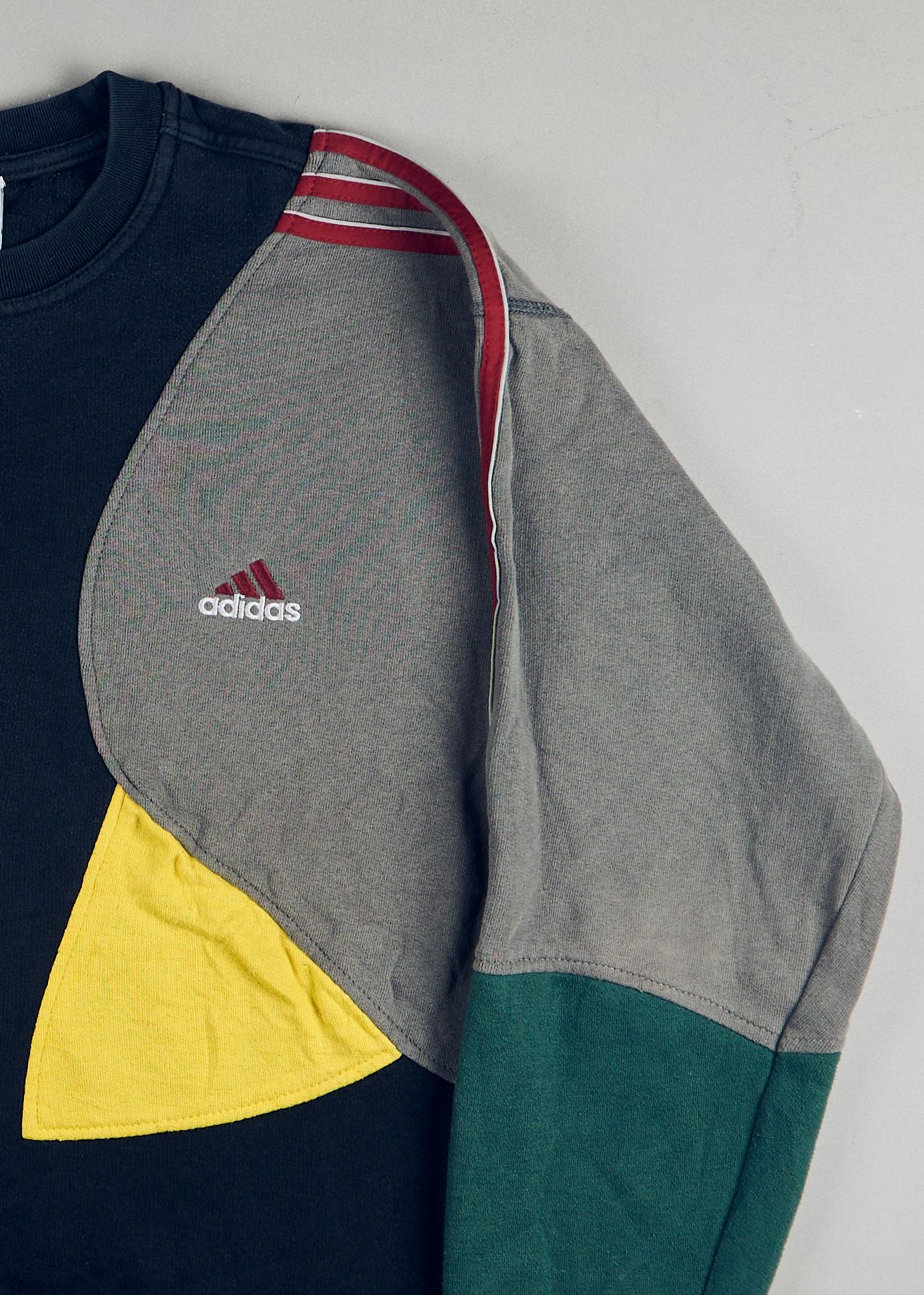 Adidas - Sweatshirt (L)