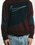 Nike  - Renewed  Sweatshirt (M)