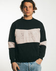 Calvin Klein Renewed Renewed Sweatshirt (M)