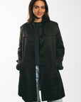 Burberry - Trench Coat