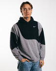 Nike - Kapuzenpullover (M)