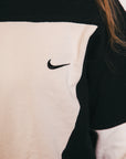 Nike - Renewed Sweatshirt (XS)