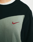 Nike Renewed Sweatshirt (XS)