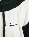 Nike Renewed Hoodie (XS)