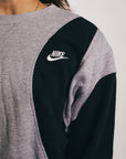 Nike Renewed Sweatshirt (XS)