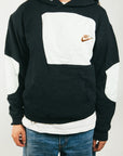 Nike Renewed Hoodie (S)