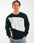 Nike  - Renewed  Sweatshirt (L)