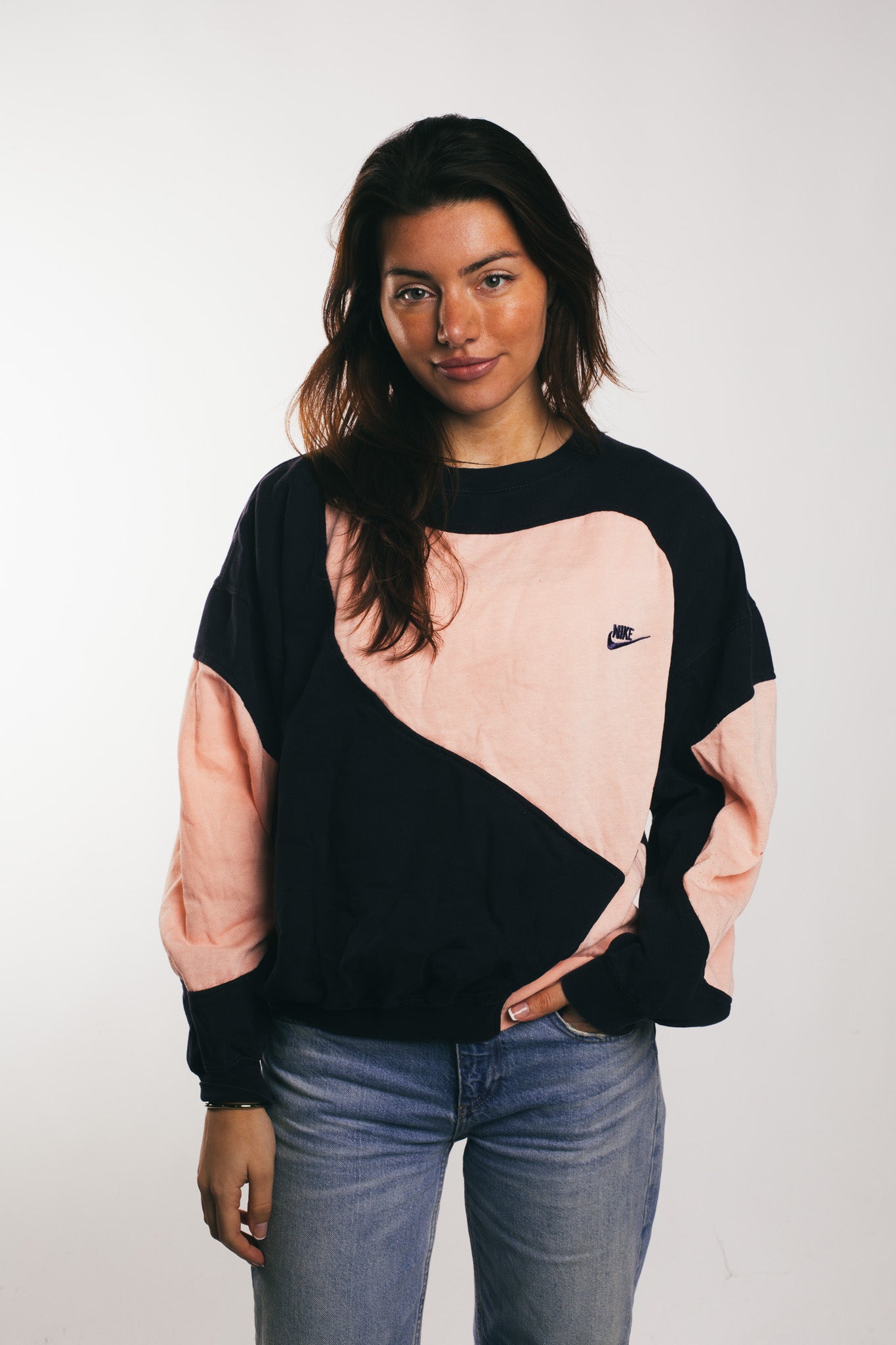 Nike  - Renewed  Sweatshirt (XS)