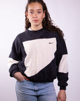 Nike Renewed Sweatshirt (XS)
