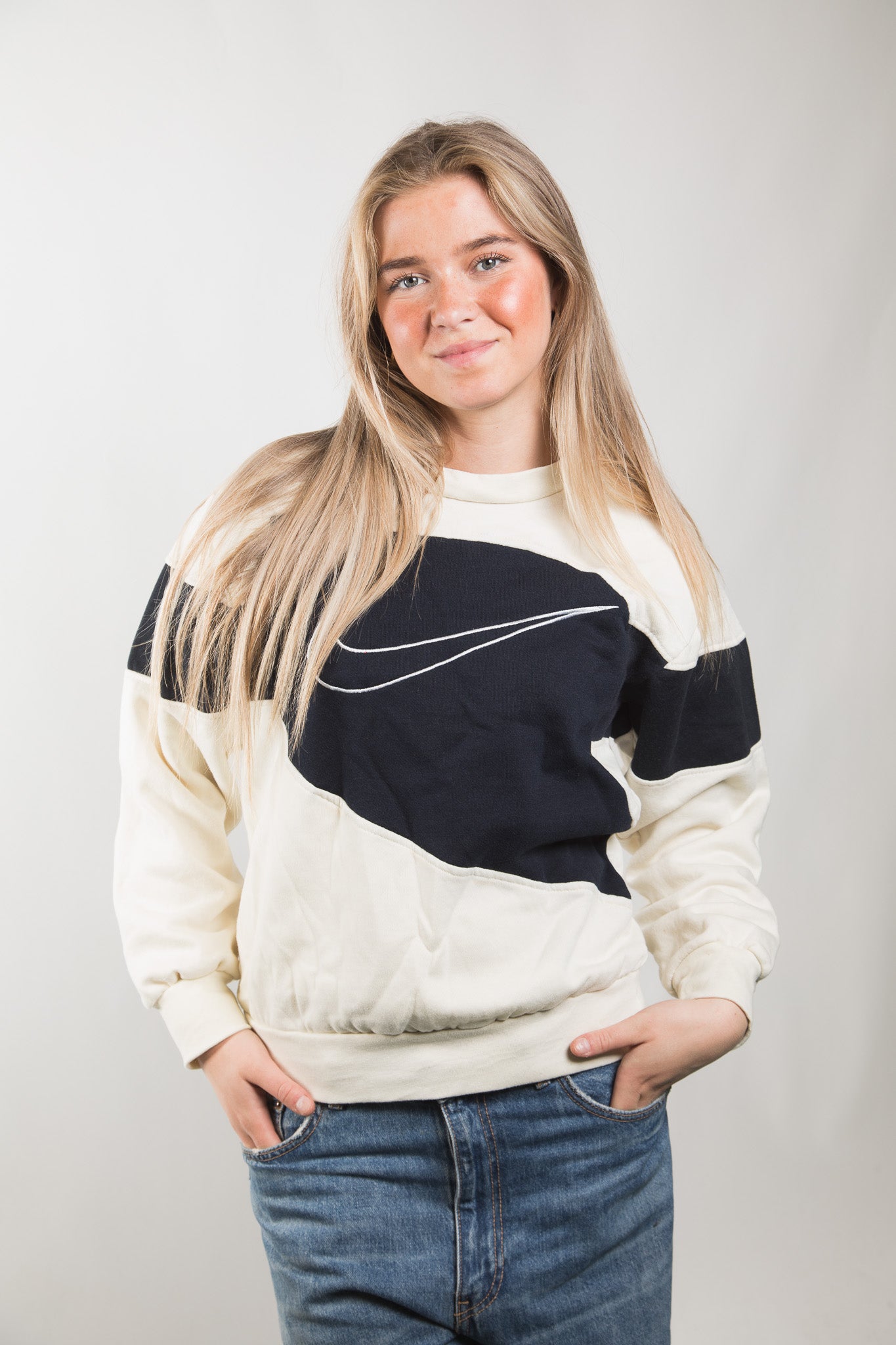 Nike Renewed Sweatshirt (XS)