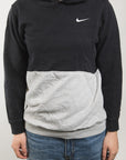 Nike Renewed Hoodie (XS)