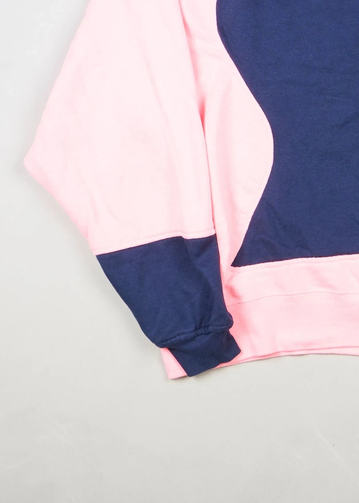 Reebok - Sweatshirt (L) Bottom Left