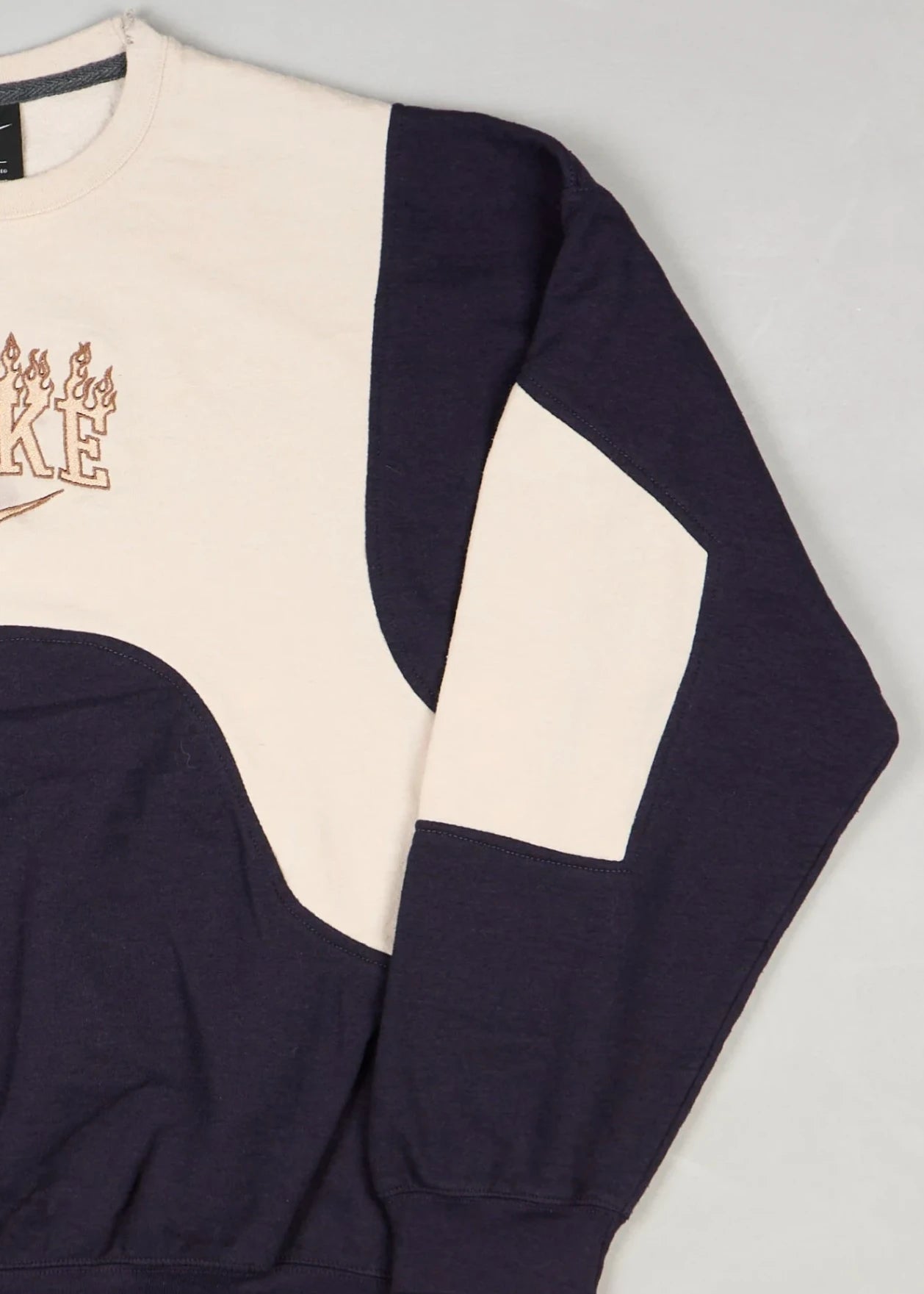 Nike - Sweatshirt (L) Right