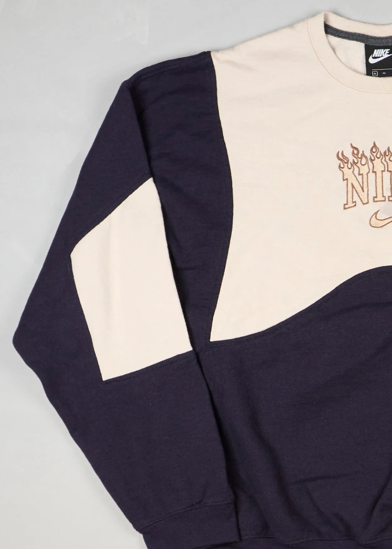 Nike - Sweatshirt (L) Left