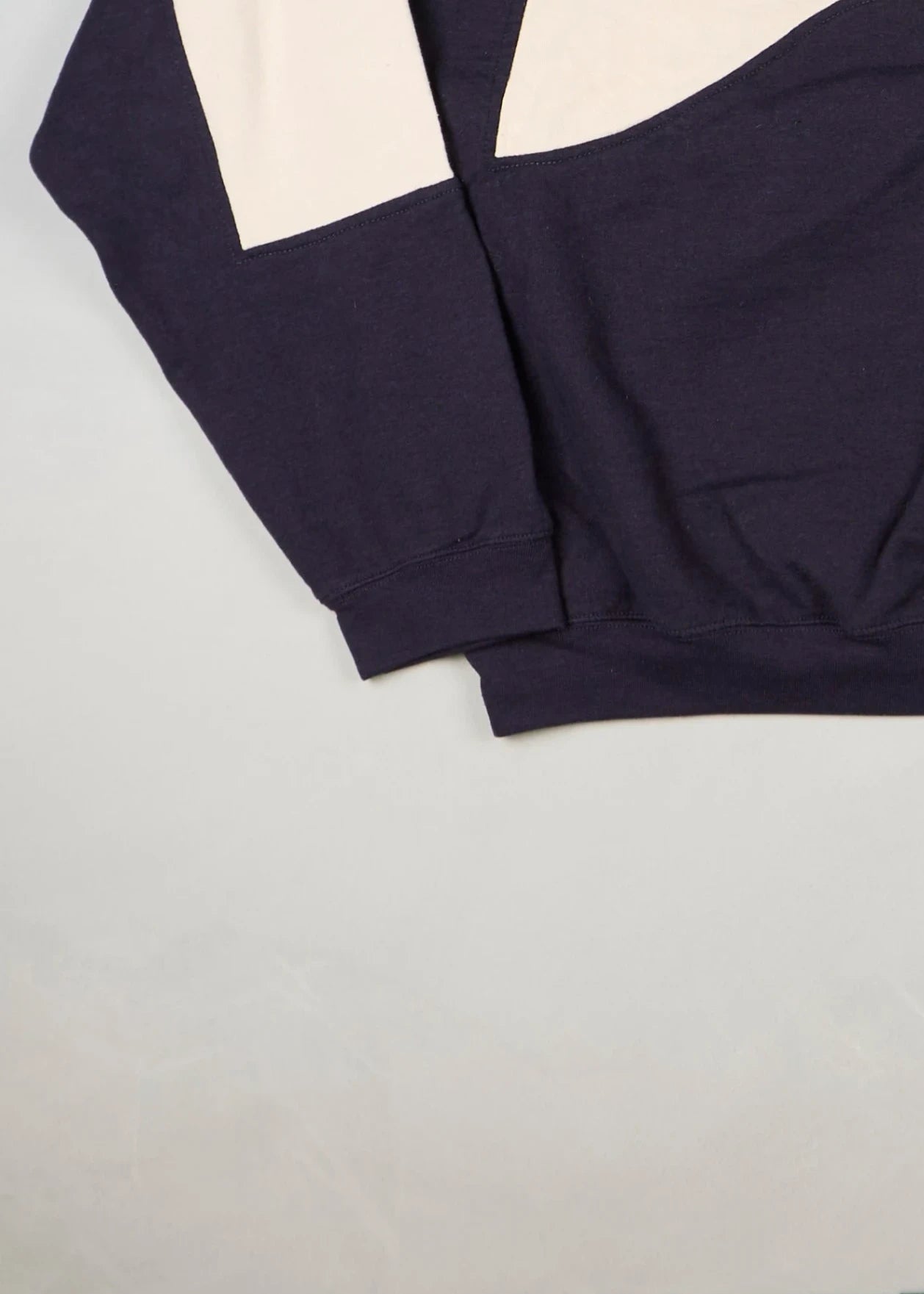 Nike - Sweatshirt (L) Bottom Left