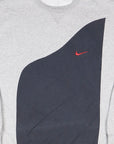 Nike - Renewed Sweatshirt (L) Center
