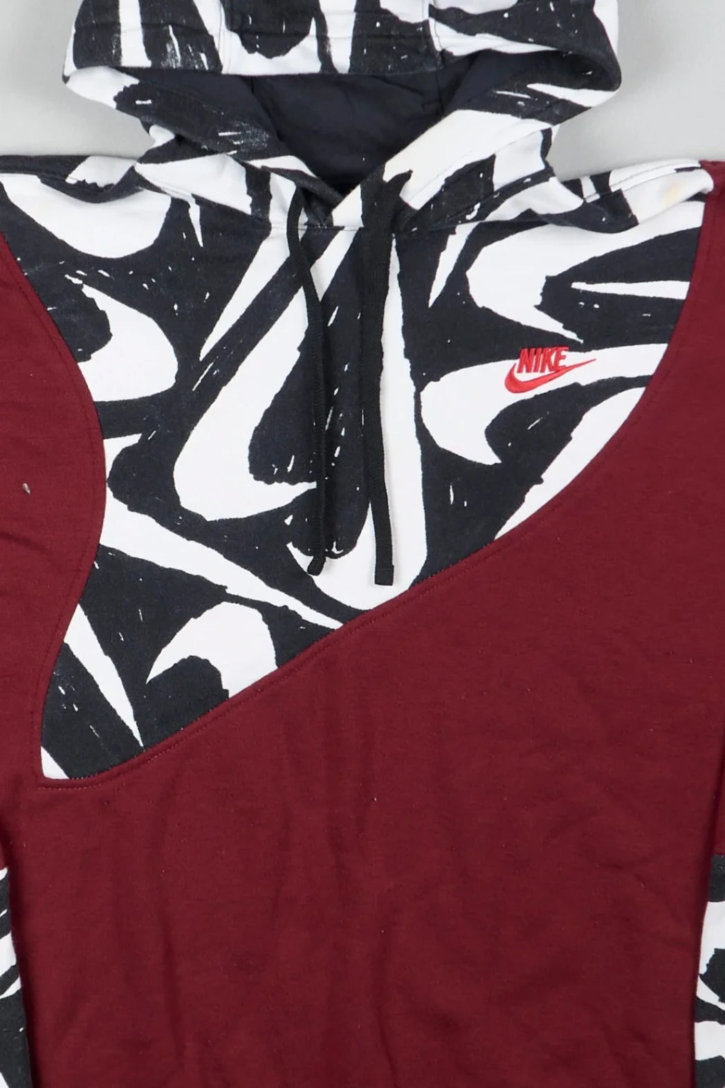 Nike - Renewed Hoodie (L) Center