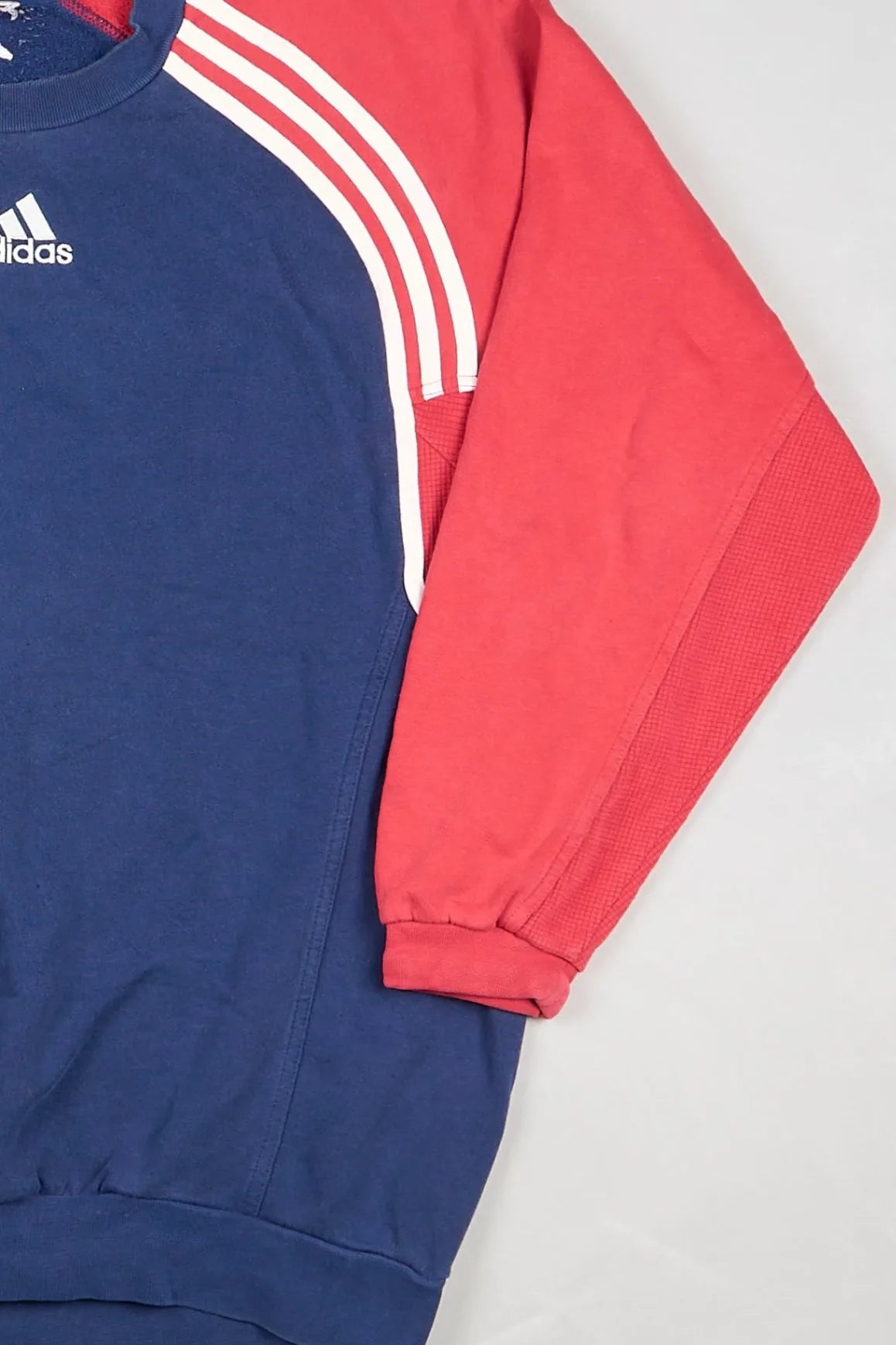 Adidas - Sweatshirt (L) Right