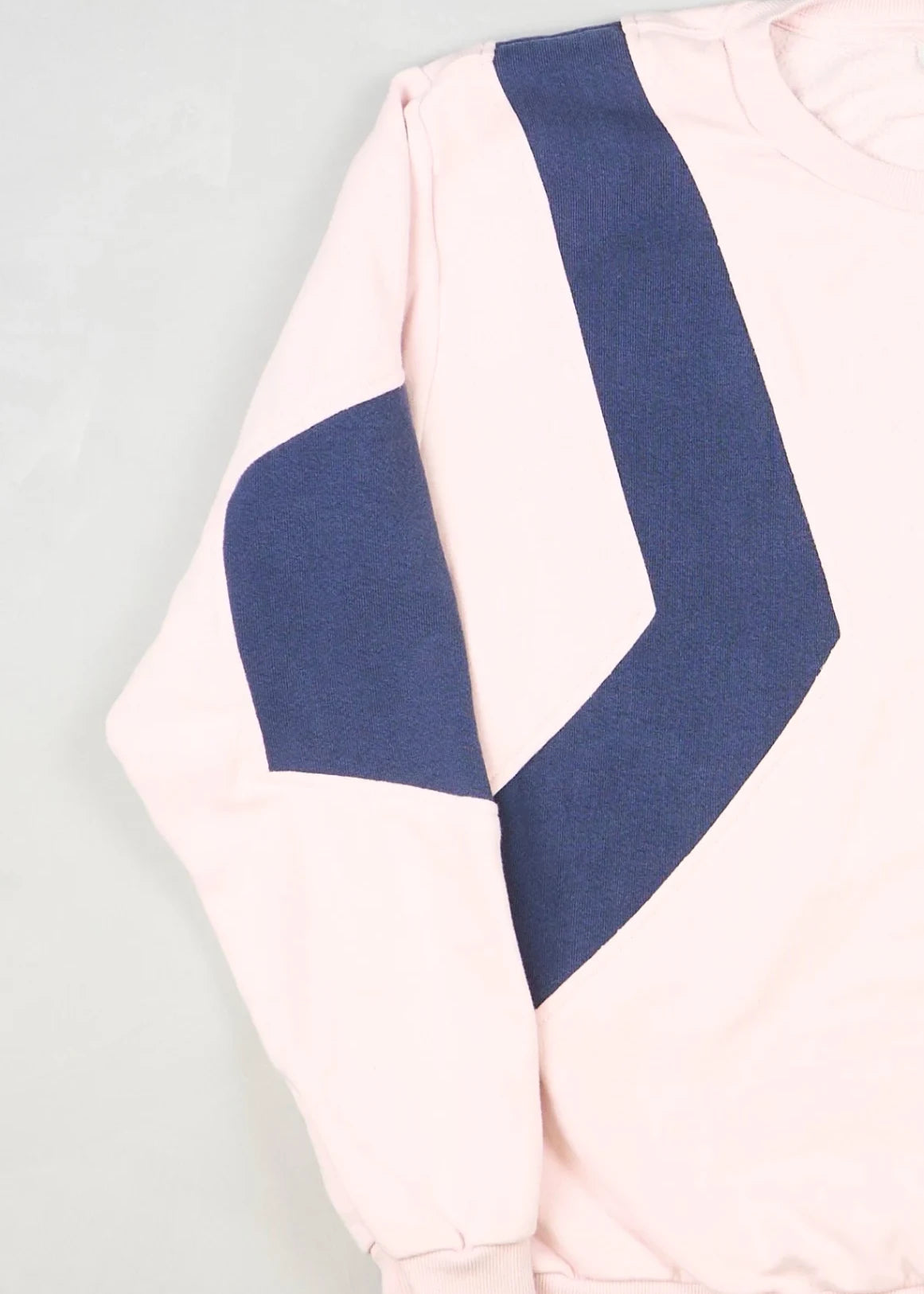 Adidas - Sweatshirt (L) Left