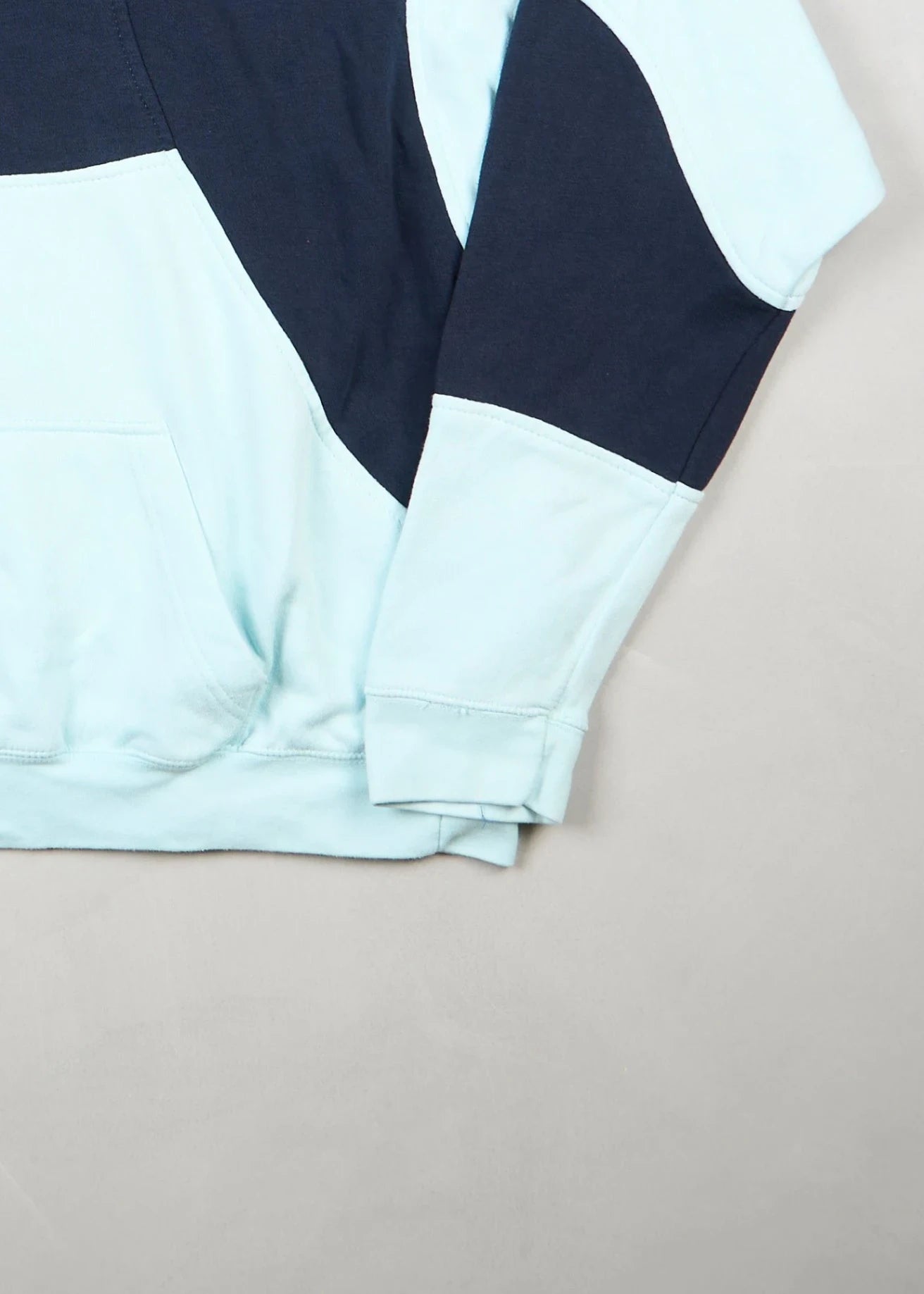 Nike - Hoodie (XL) Bottom Right