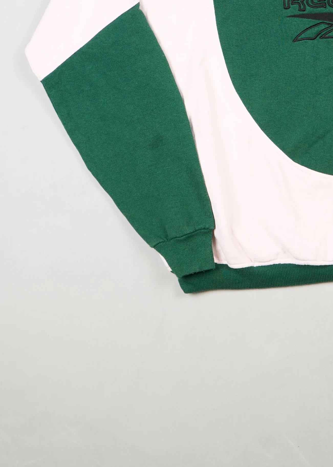 Reebok - Sweatshirt (L) Bottom Left