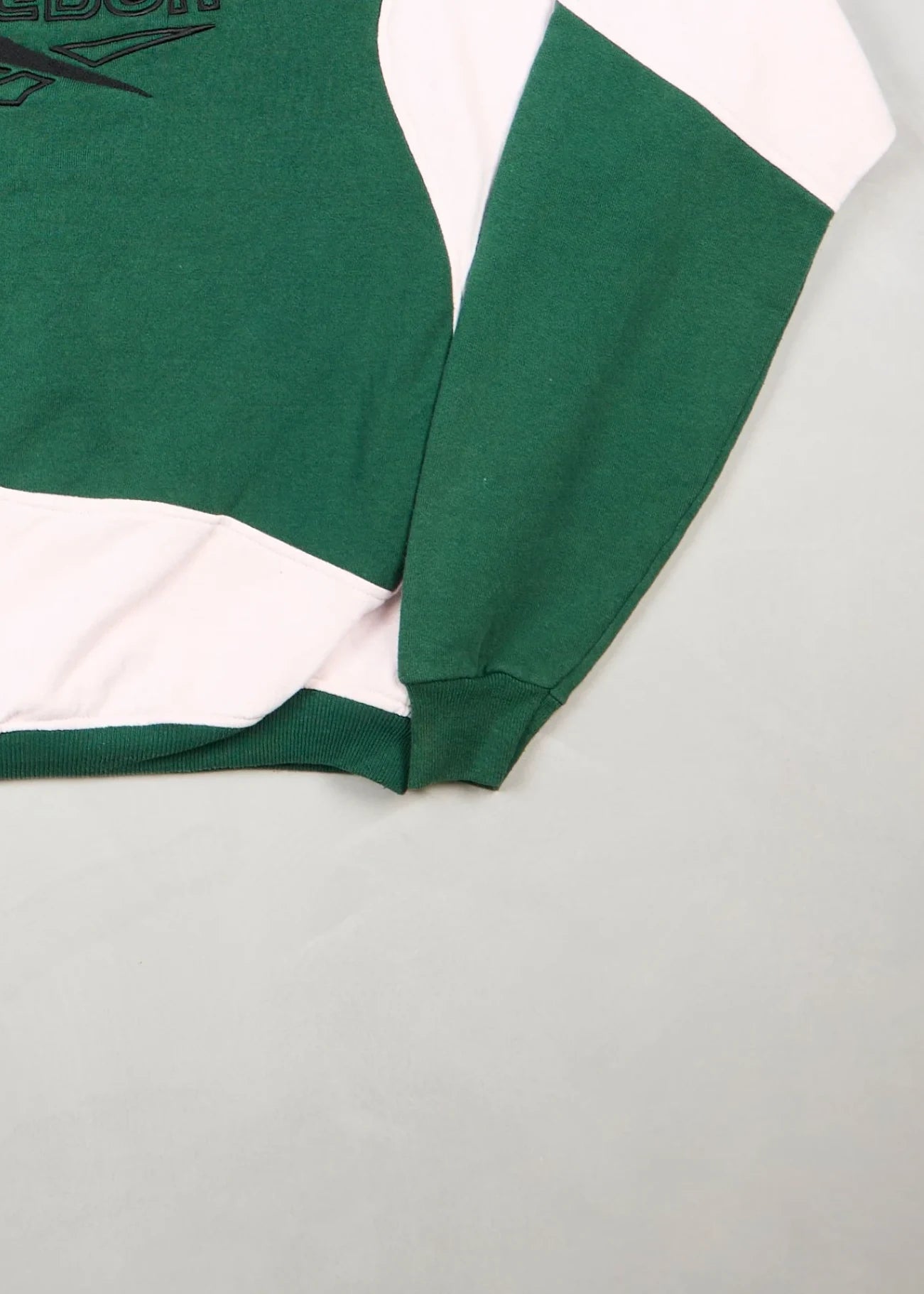 Reebok - Sweatshirt (L) Bottom Right