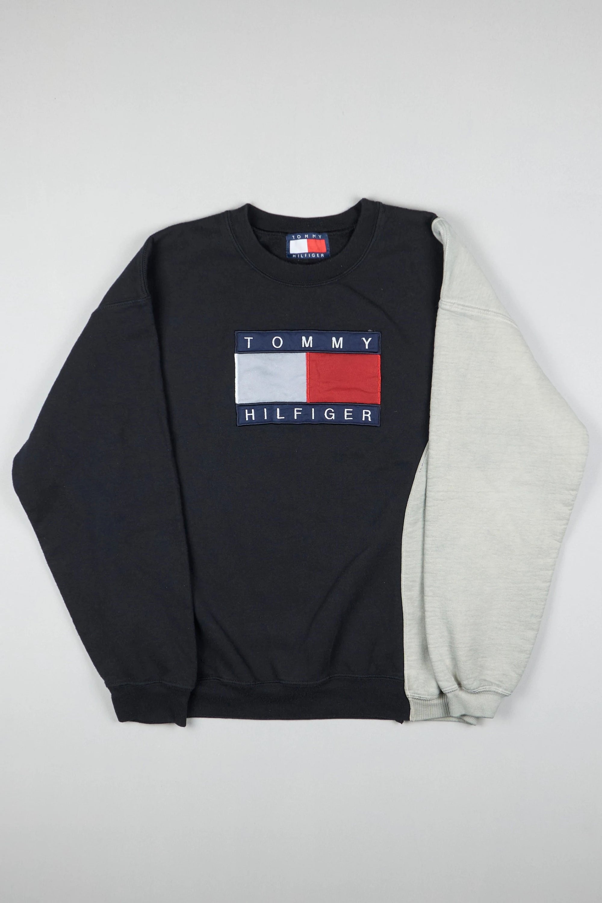 Tommy Hilfiger - Renewed Sweatshirt (L)