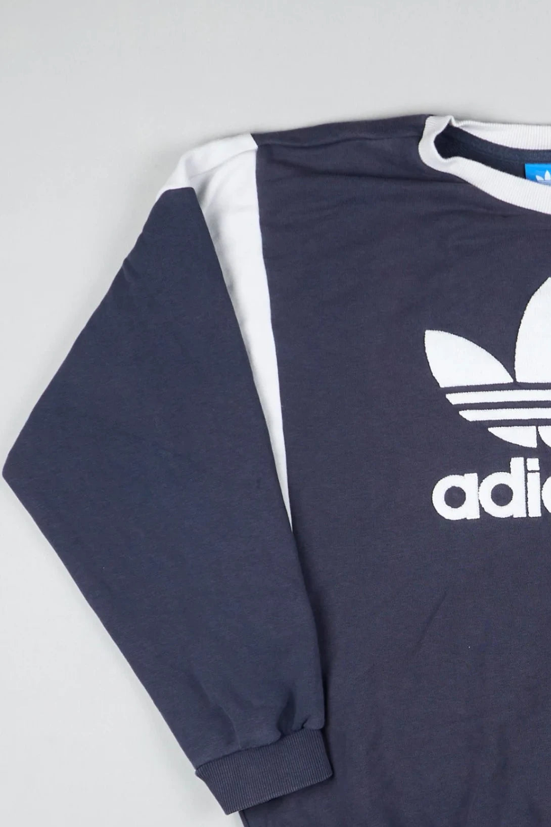 Adidas - Sweatshirt (L) Left