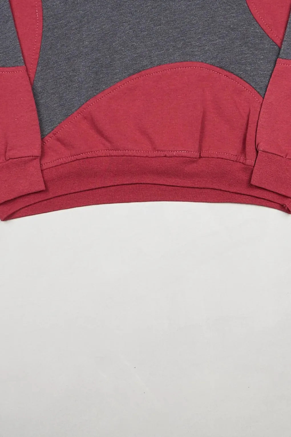 Reebok - Renewed Sweatshirt (M) Bottom