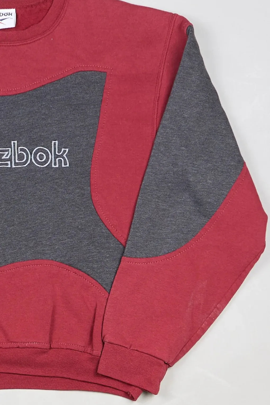 Reebok - Renewed Sweatshirt (M) Right