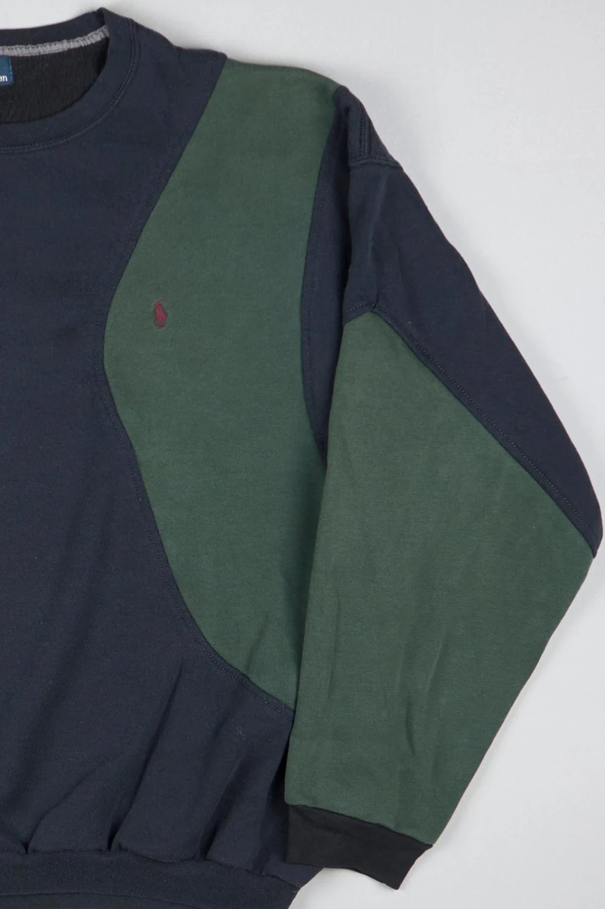 Polo - Renewed Sweatshirt (L) Right