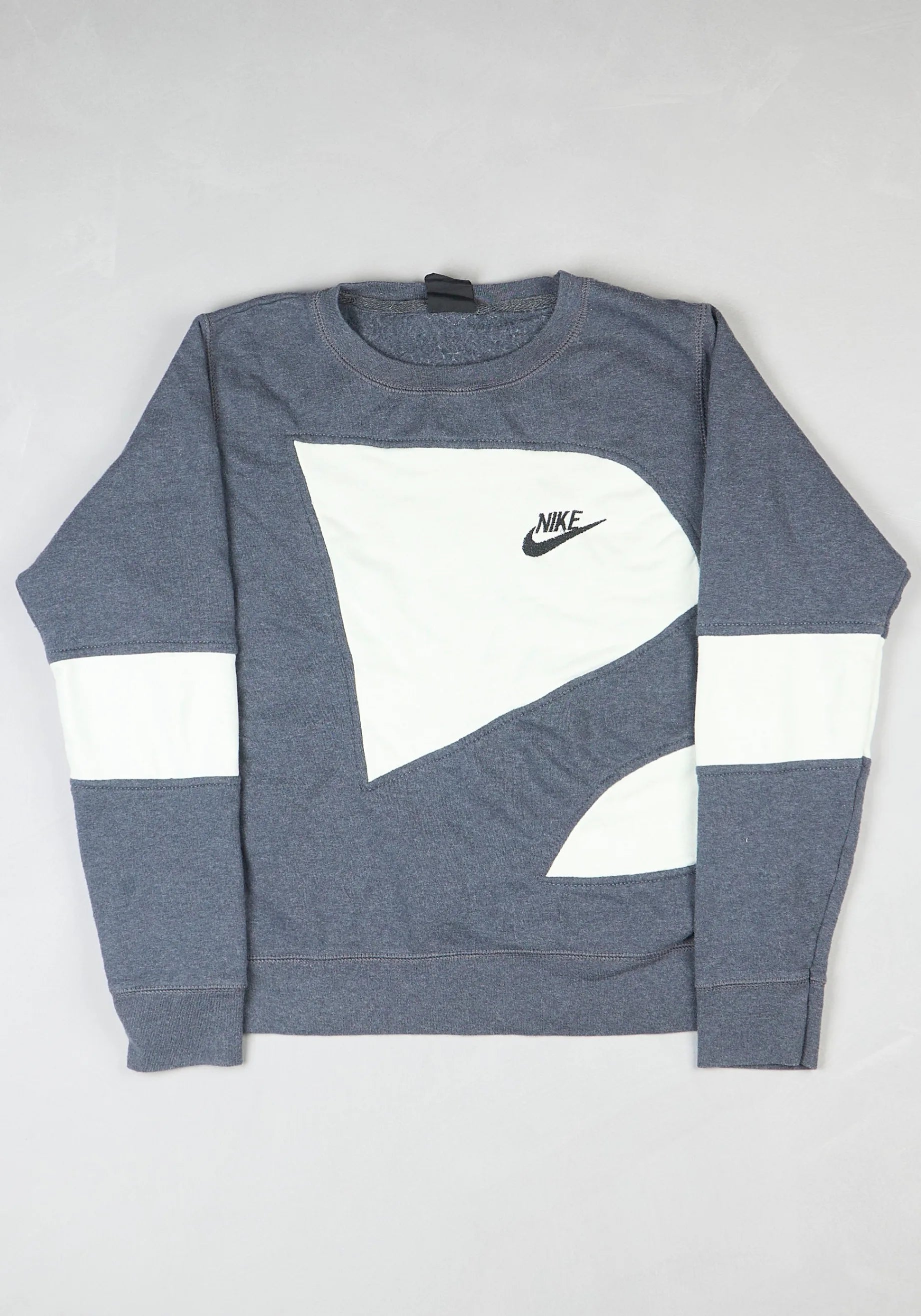 Nike - Renewed Sweatshirt (XXS)