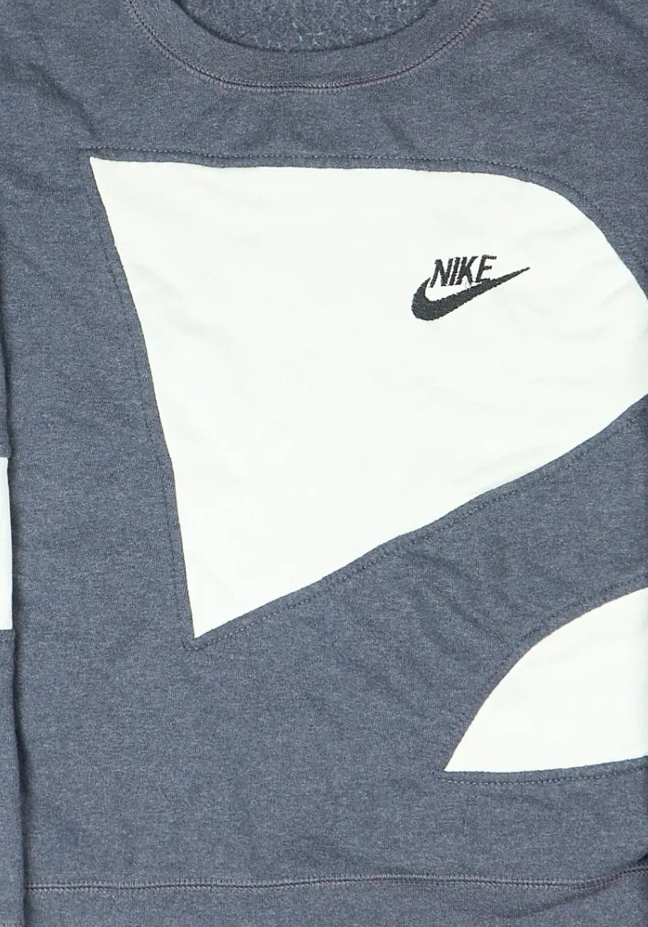 Nike - Renewed Sweatshirt (XXS)