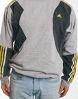 Adidas - Sweatshirt (L)