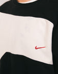 Nike Renewed Sweatshirt - (L)