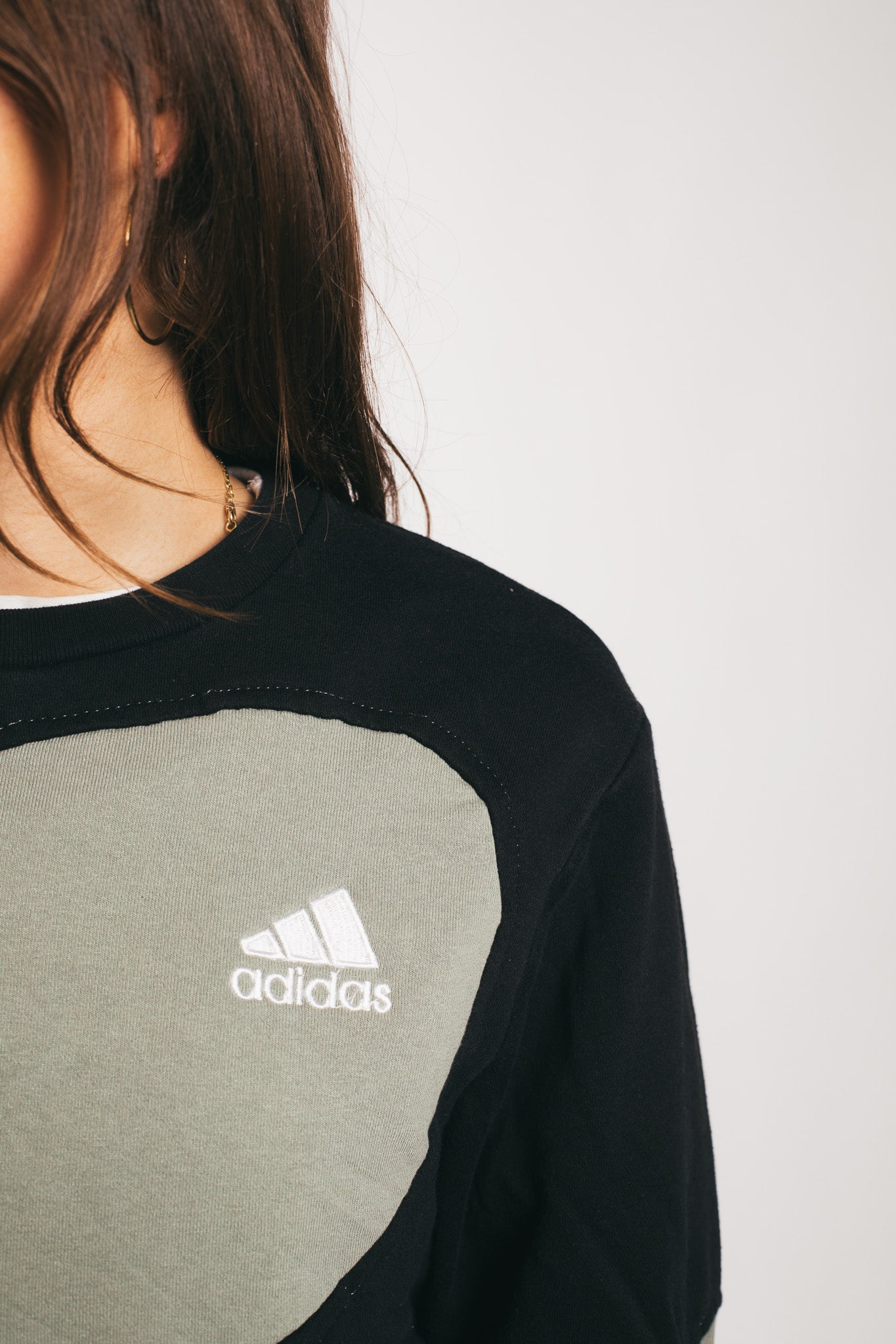 Adidas  - Renewed  Sweatshirt (S)