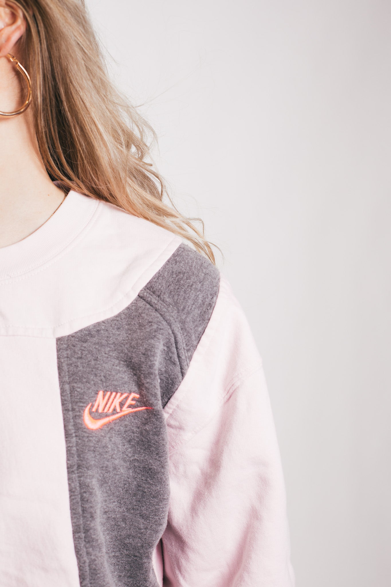 Nike  - Renewed  Sweatshirt (M)