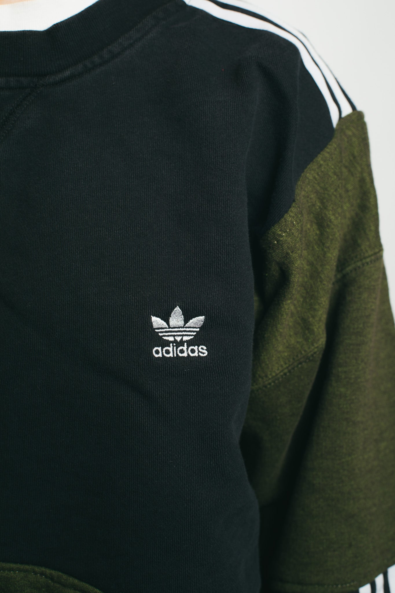 Adidas  - Renewed  Sweatshirt (S)