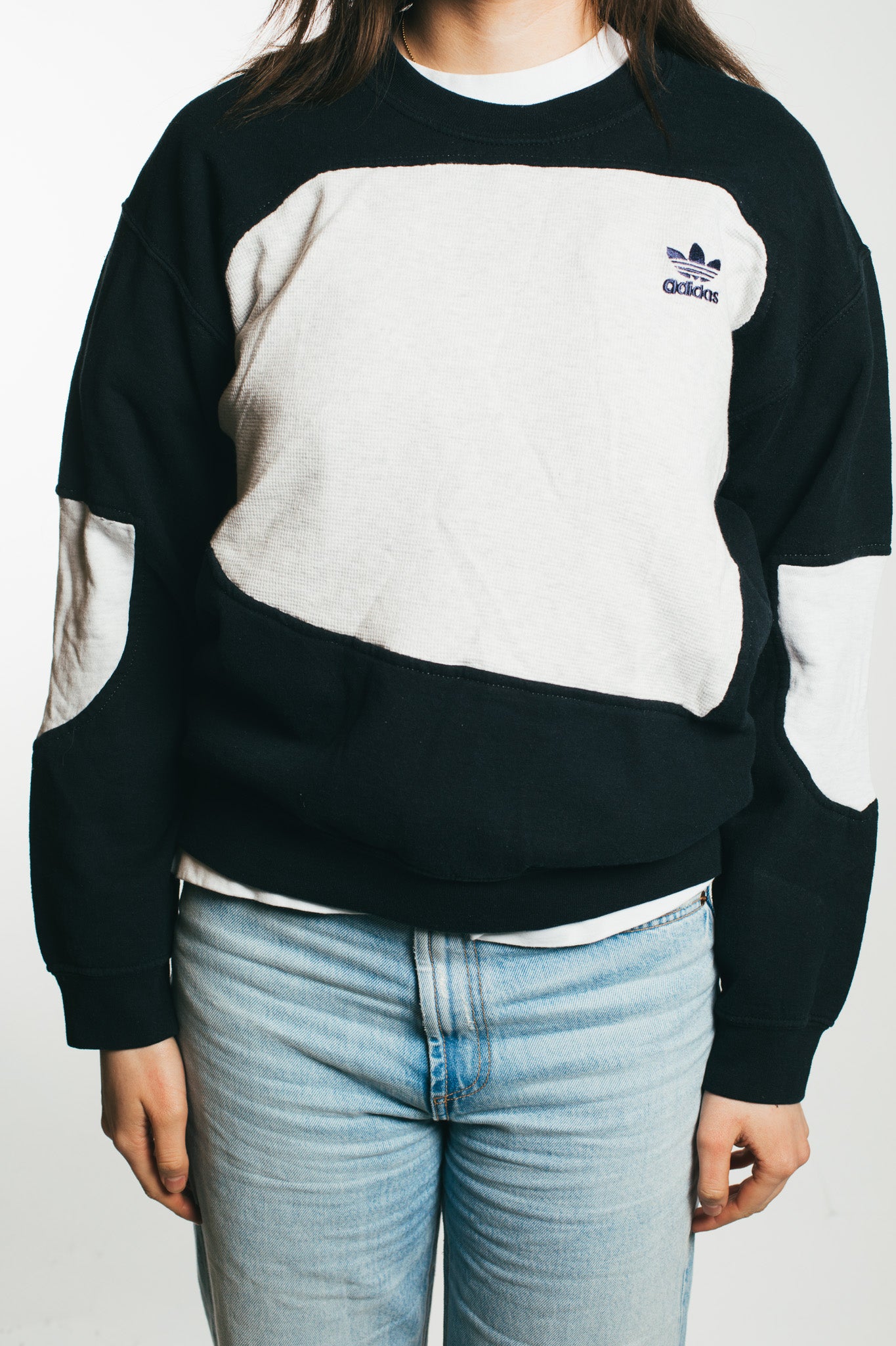 Adidas  - Renewed  Sweatshirt (XS)