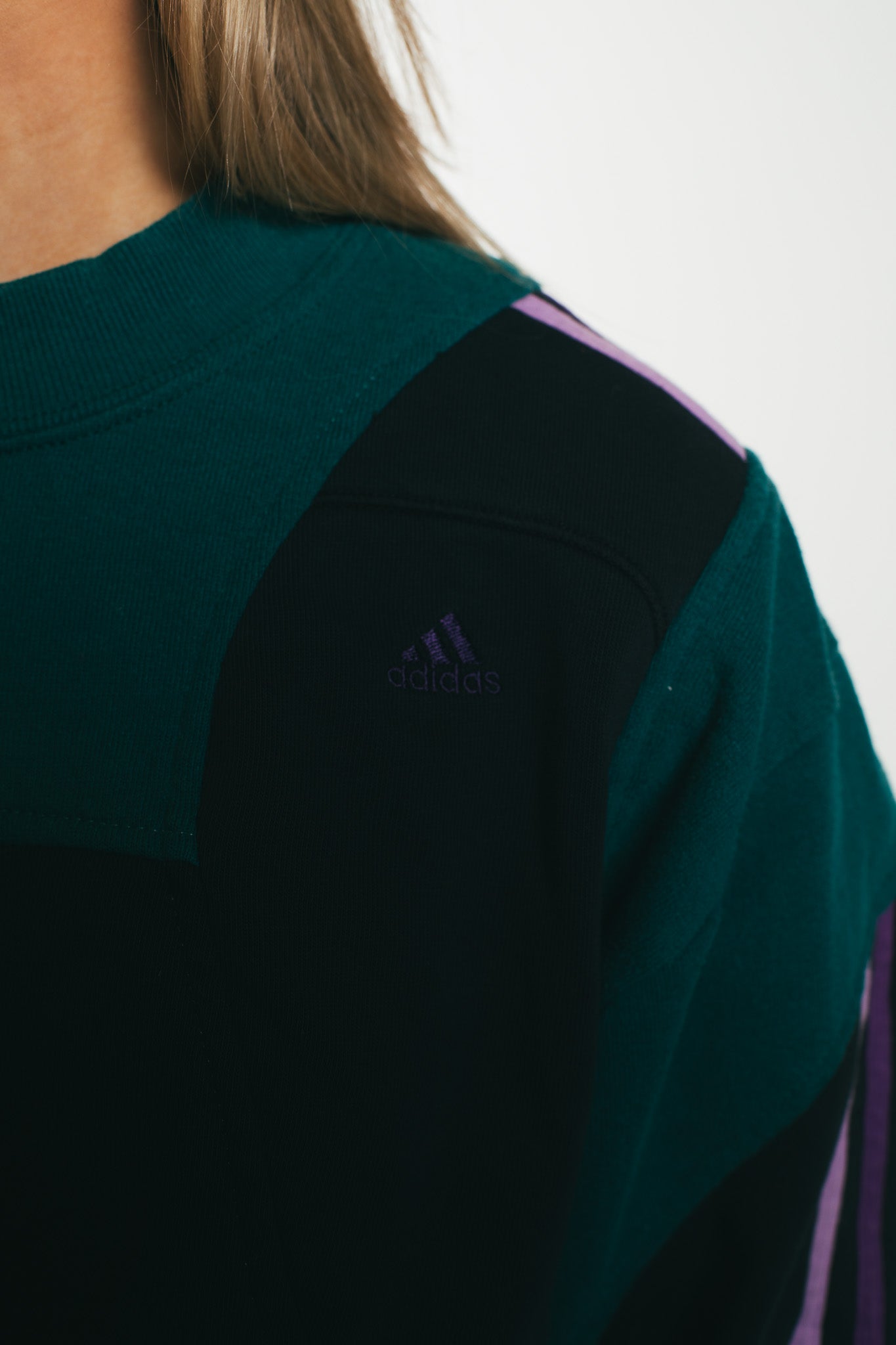 Adidas  - Renewed  Sweatshirt (XS)