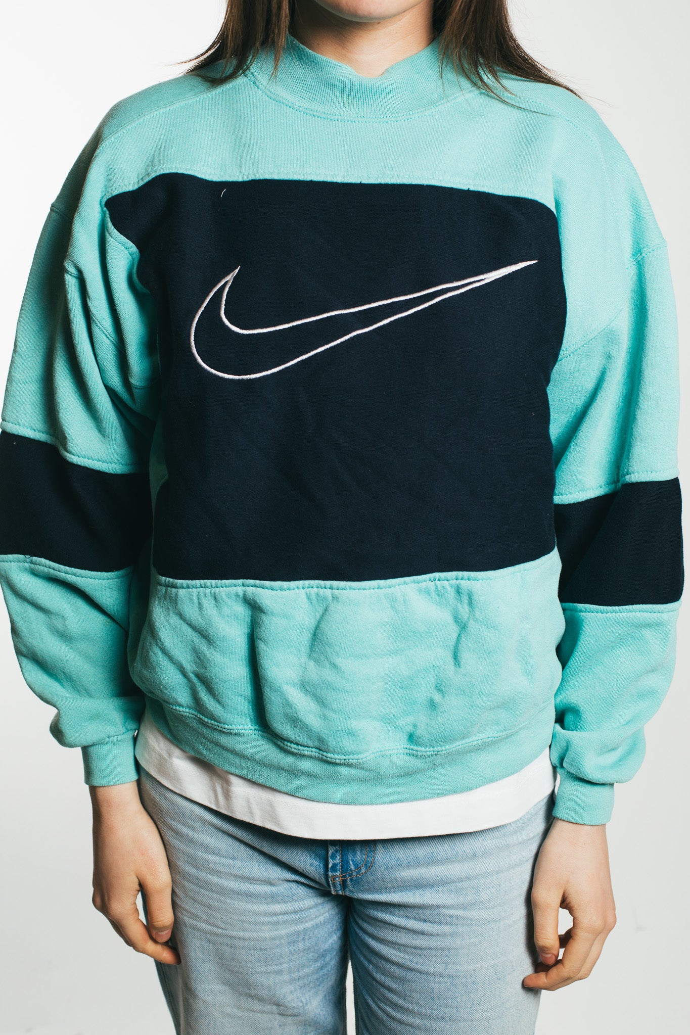Nike  - Renewed  Sweatshirt (XS)