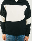 Nike Renewed Hoodie (XS)