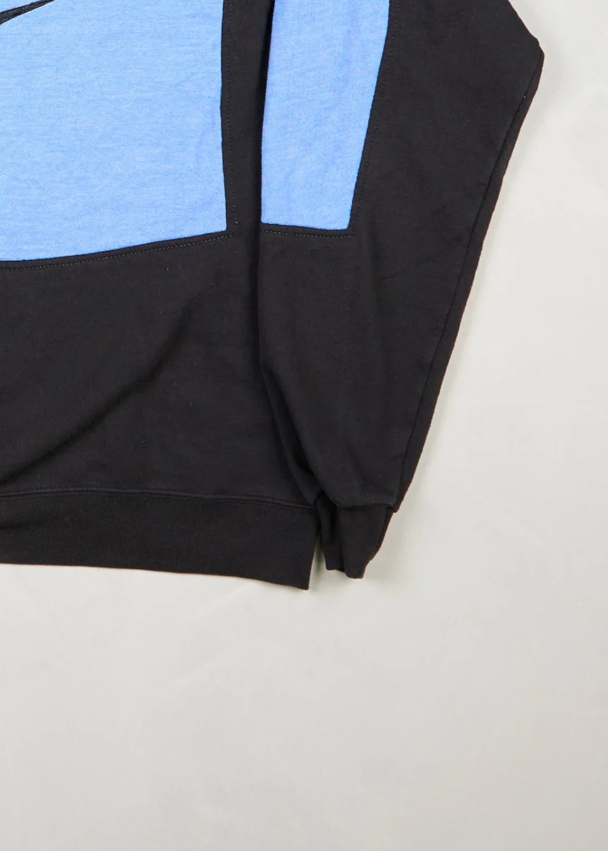 Nike - Sweatshirt (S) Bottom Right