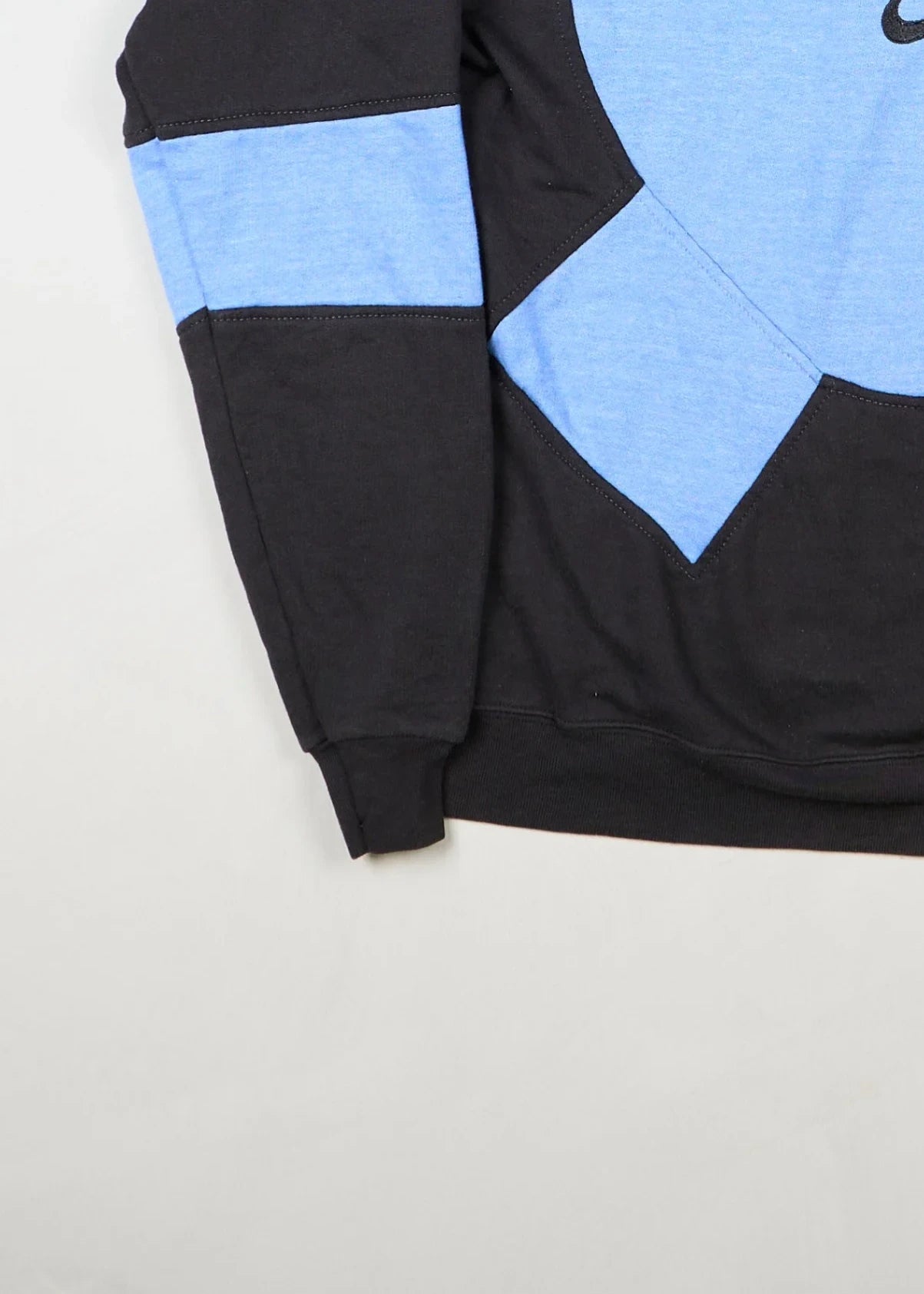 Nike - Sweatshirt (S) Bottom Left
