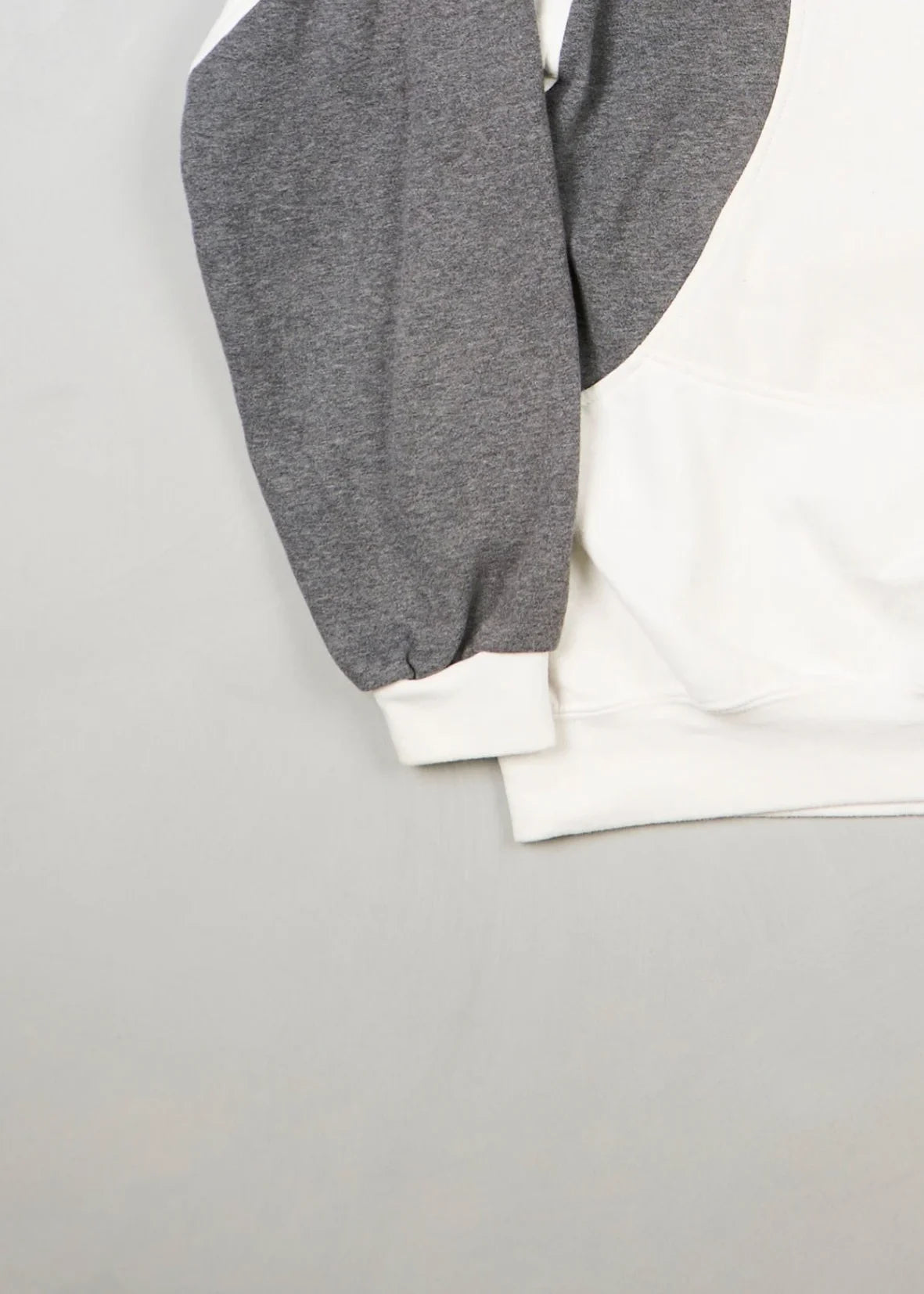 Nike - Sweatshirt (S) Bottom Left