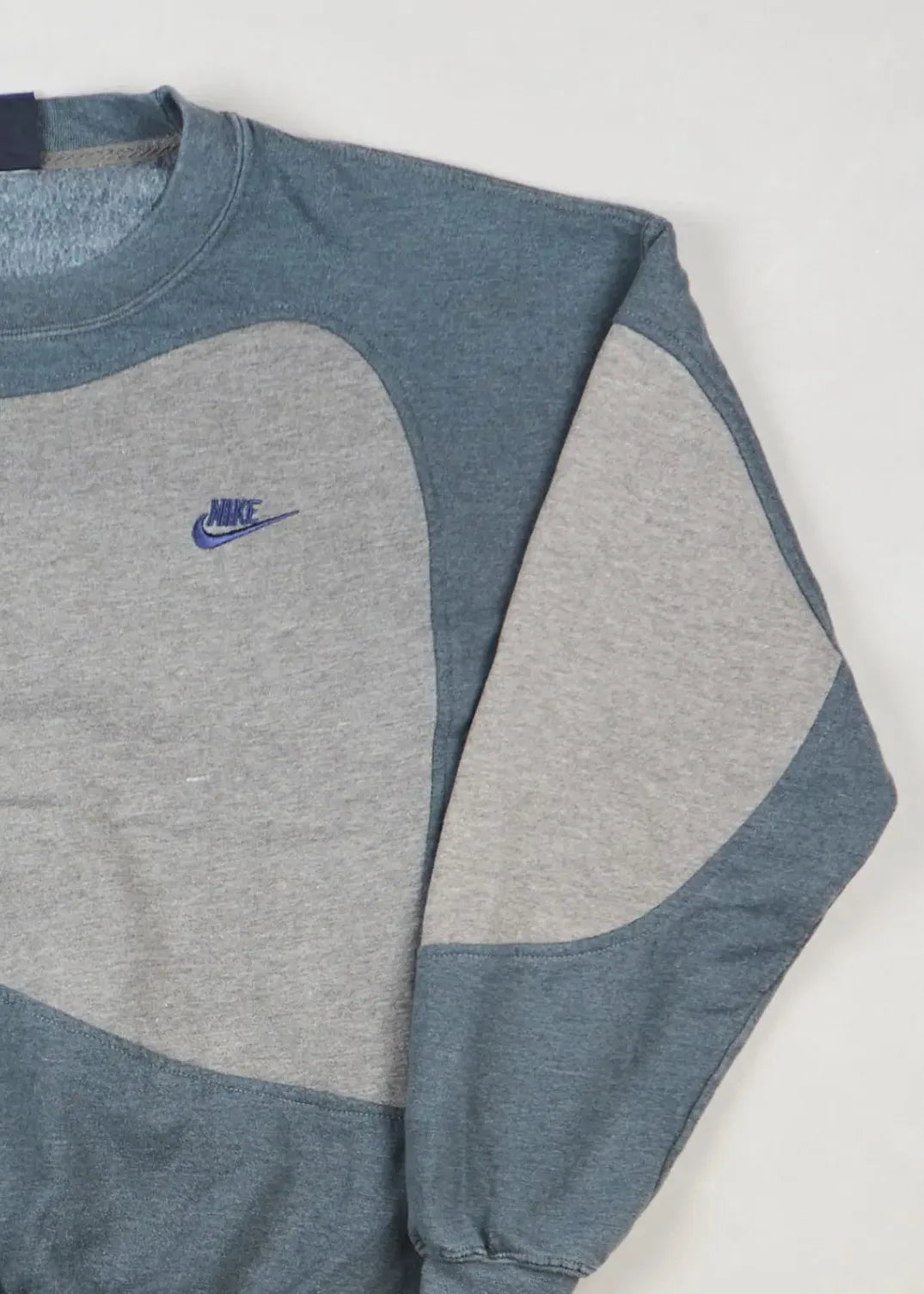 Nike - Sweatshirt (L) Right