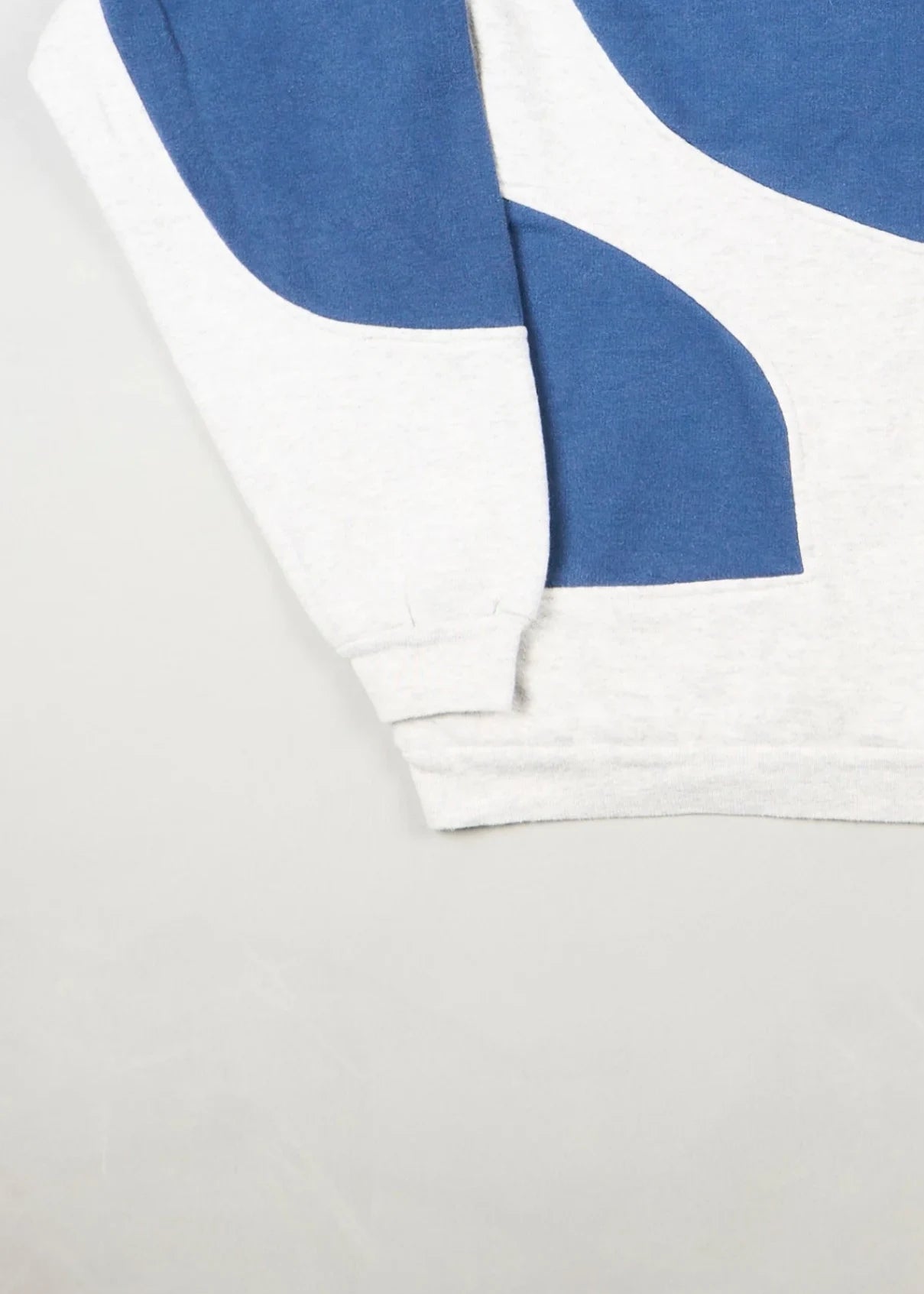 Nike - Sweatshirt (M) Bottom Left